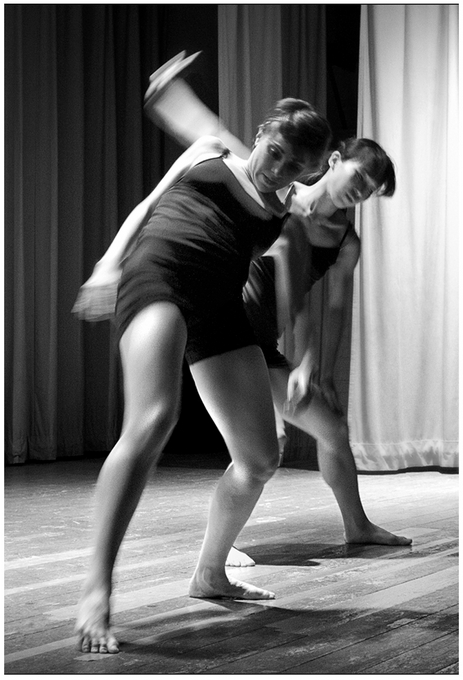 Fado Dancers